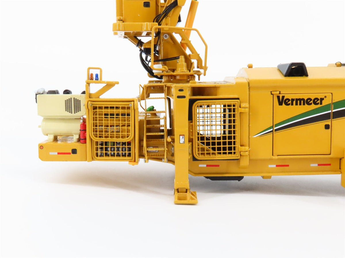 1:50 Scale Vermeer T01004 Die-Cast TG7000 Tub Grinder Construction Vehicle