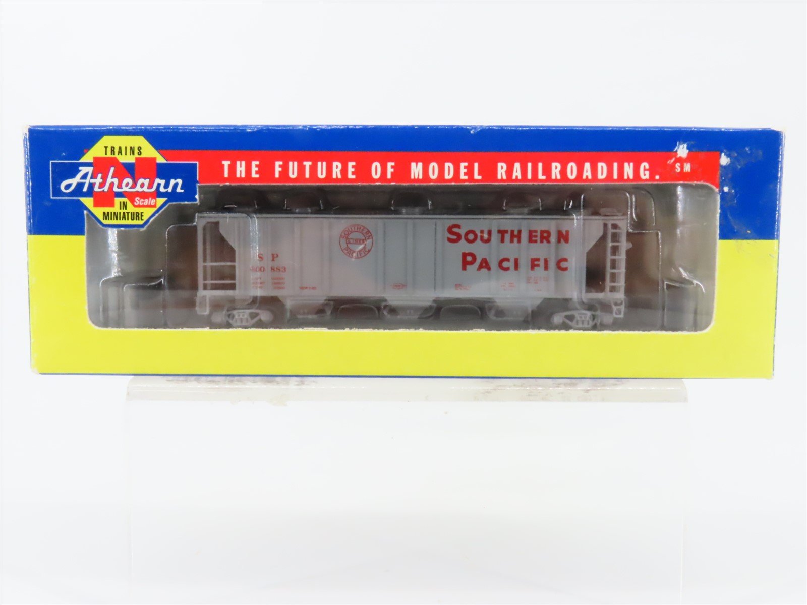 N Scale Athearn 11384 SP Southern Pacific PS 2893 3-Bay Covered Hopper #400883