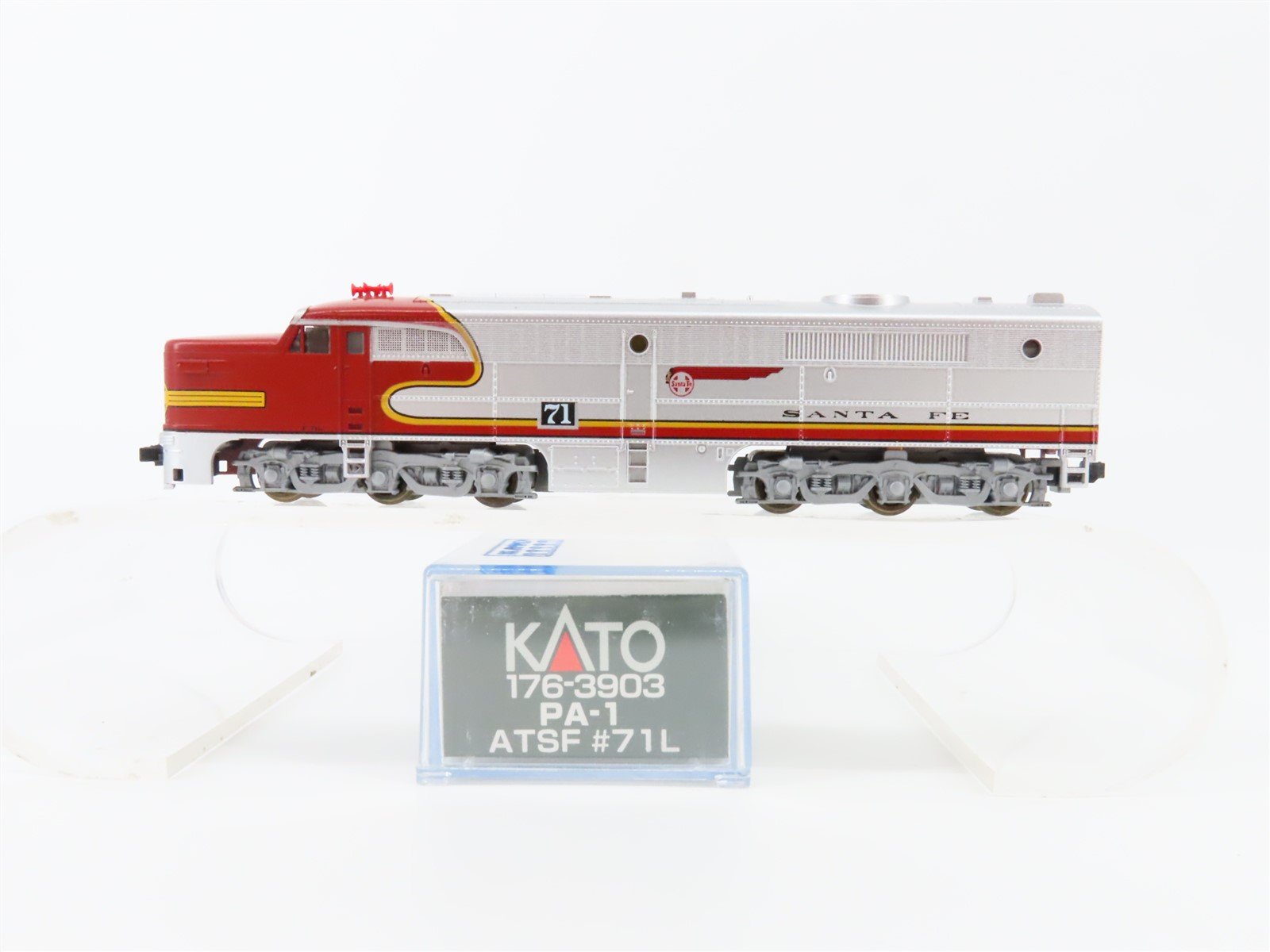 N KATO 176-3903 ATSF Santa Fe "Warbonnet" ALCO PA-1 Diesel #71L w/DCC & Sound