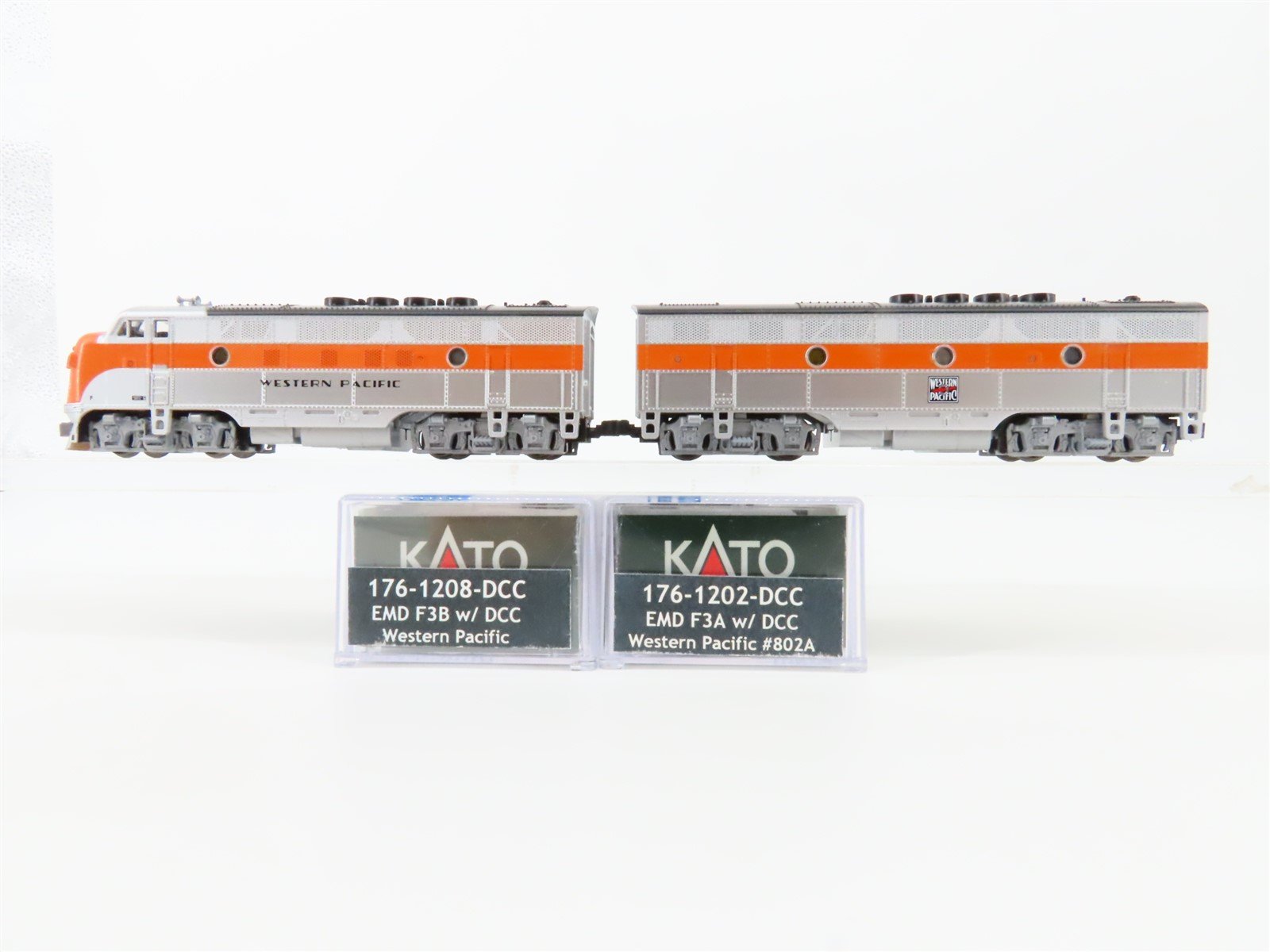 N Scale KATO 176-1202/1208-DCC WP Western Pacific EMD F3A/B Diesel Set w/DCC