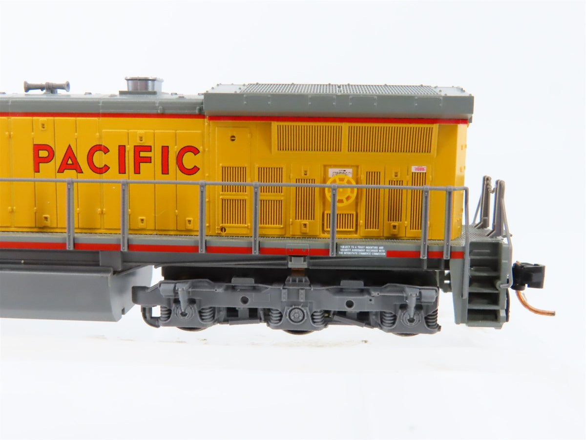 N Scale KATO 176-7033 UP Union Pacific GE AC4400CW Diesel #9997 w/DCC