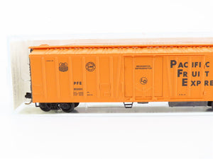 N Kadee Micro-Trains MTL 70010 PFE Pacific Fruit Express 51' Mech Reefer #302011