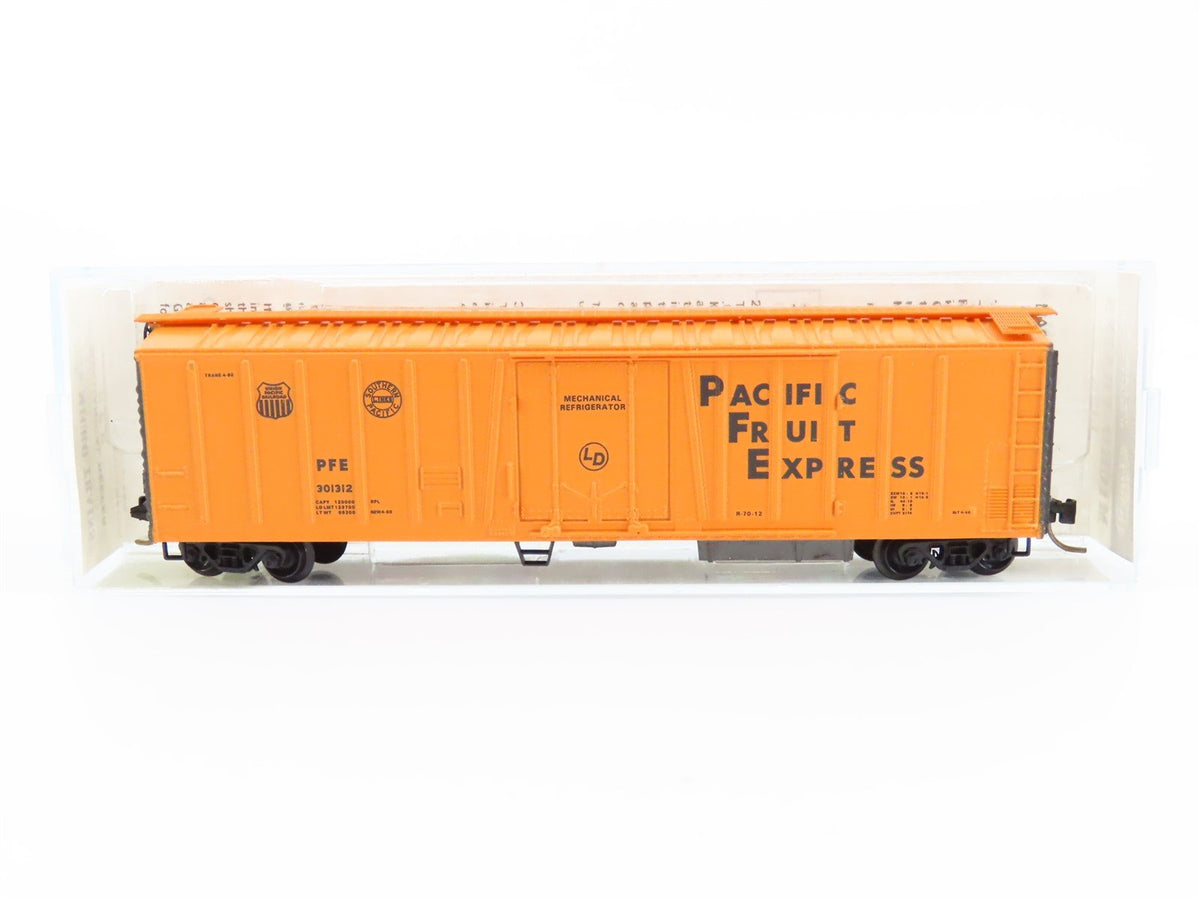 N Kadee Micro-Trains MTL 70010 PFE Pacific Fruit Express 51&#39; Mech Reefer #301312
