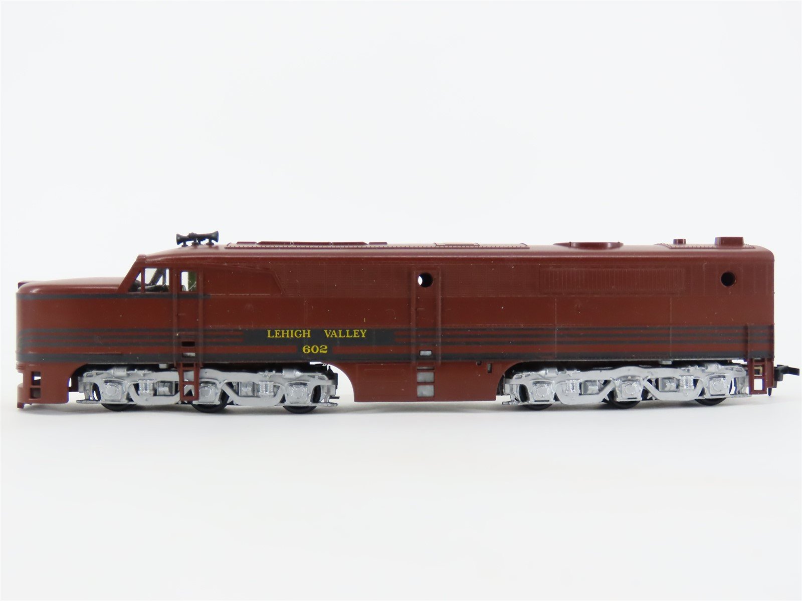 HO Scale Bev-Bel LV Lehigh Valley PA1 Diesel Locomotive #602 UNPOWERED