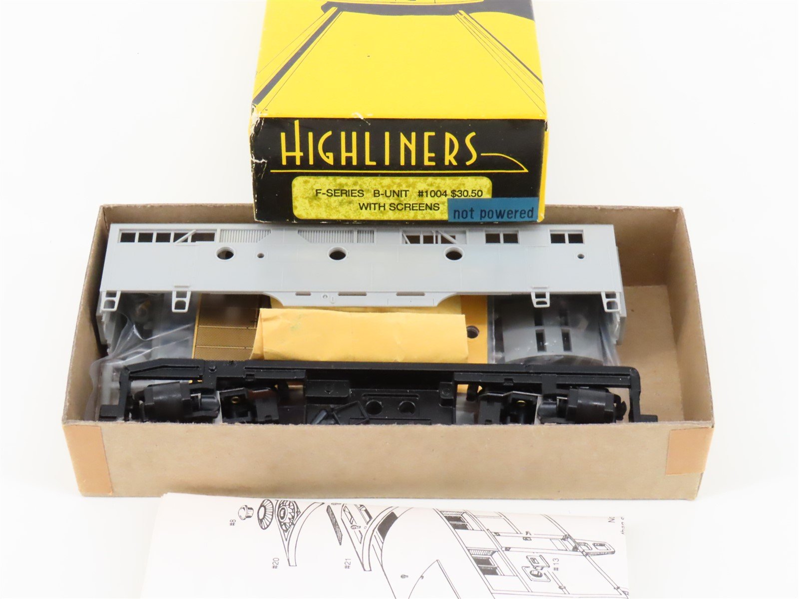 HO Scale Highliners 1004 Undecorated FB Diesel Locomotive Kit UNPOWERED