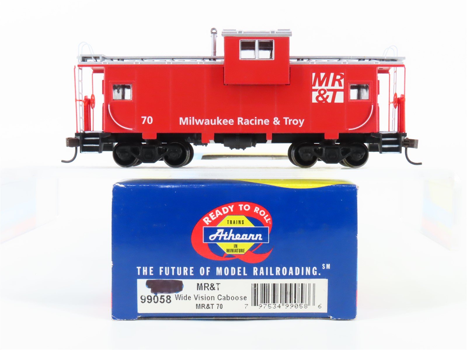 HO Scale Athearn 99058 MR&T Milwaukee Racine & Troy Wide Vision Caboose #70