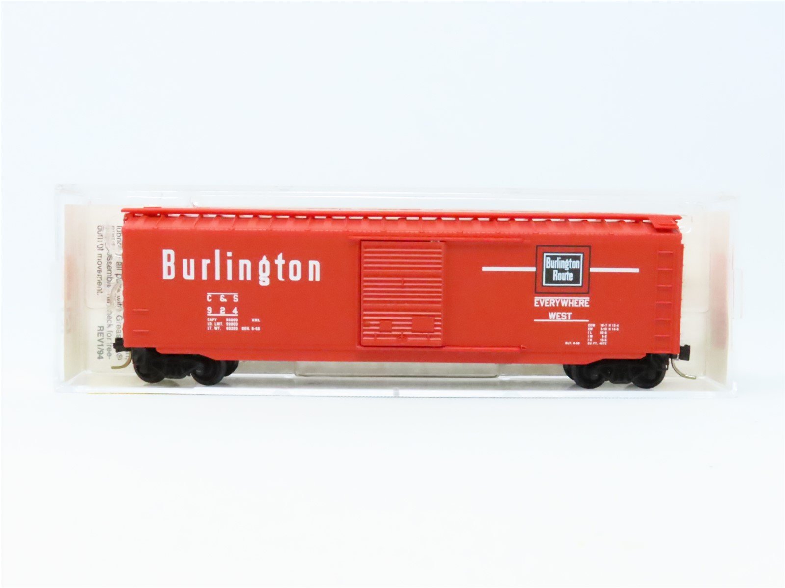 N Scale Micro-Trains MTL 31260 C&S Burlington Route 50' Steel Box Car #924