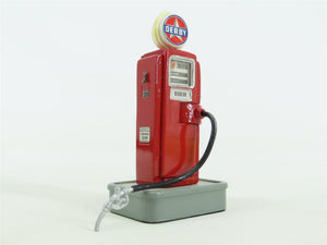 G Scale Danbury Mint #015-011 & 015-012 Vintage Gas Pumps w/ COA (2)