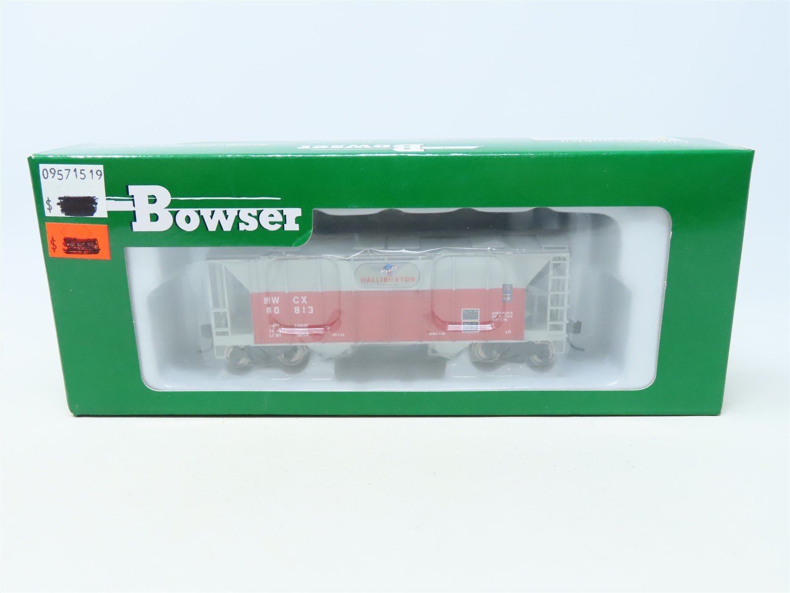 HO Scale Bowser #42228 HWCX Halliburton Services 2-Bay Covered Hopper #40813