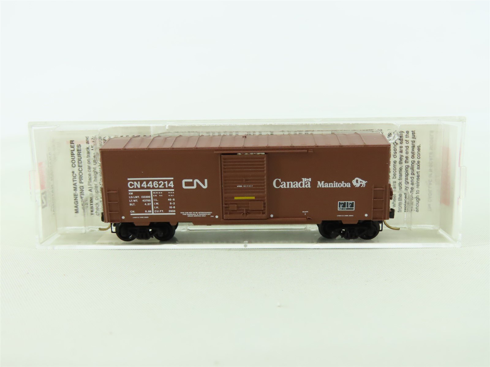 N Micro-Trains MTL 24280 CN Canadian National 40' Single Door Boxcar #446214
