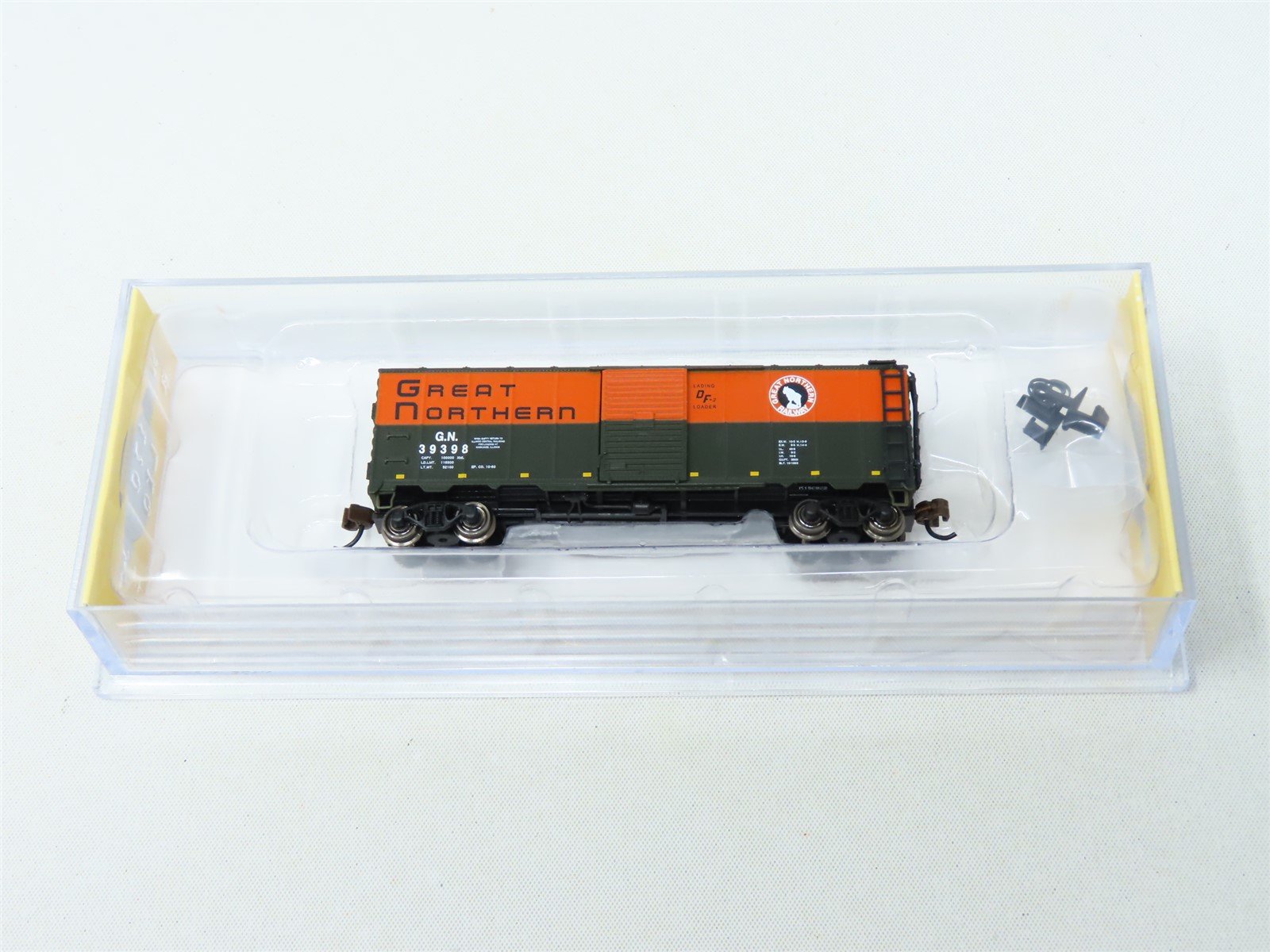 N Scale Bachmann 17059 GN Great Northern 40' Boxcar #39398