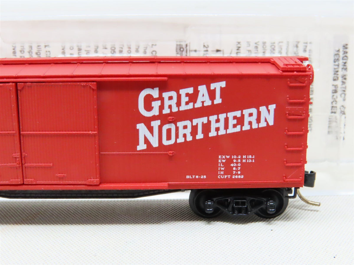 N Scale Micro-Trains MTL #43040 GN Great Northern 40&#39; Wood Box Car #3345