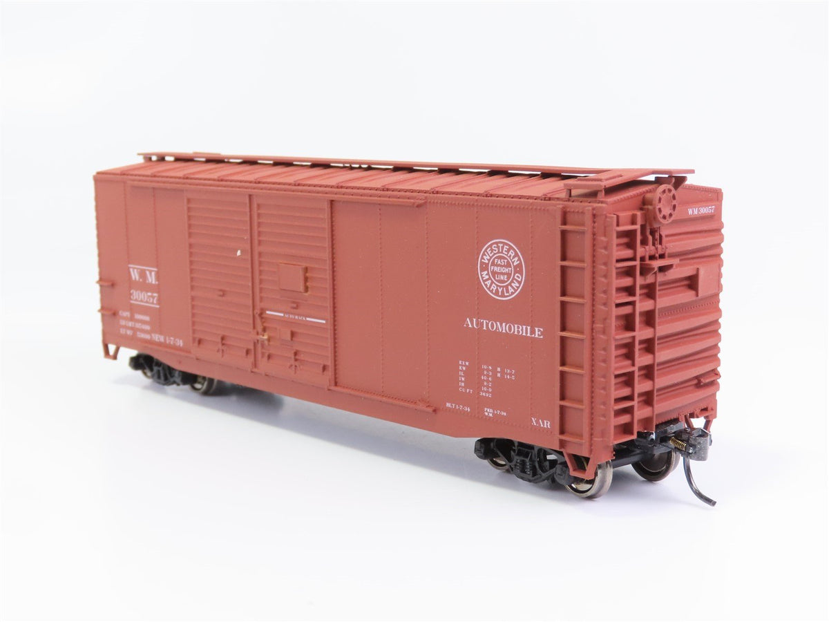 HO Accurail 3627.1 WM Western Maryland 40&#39; Box Car #30057 w/TCS DCC Couplers