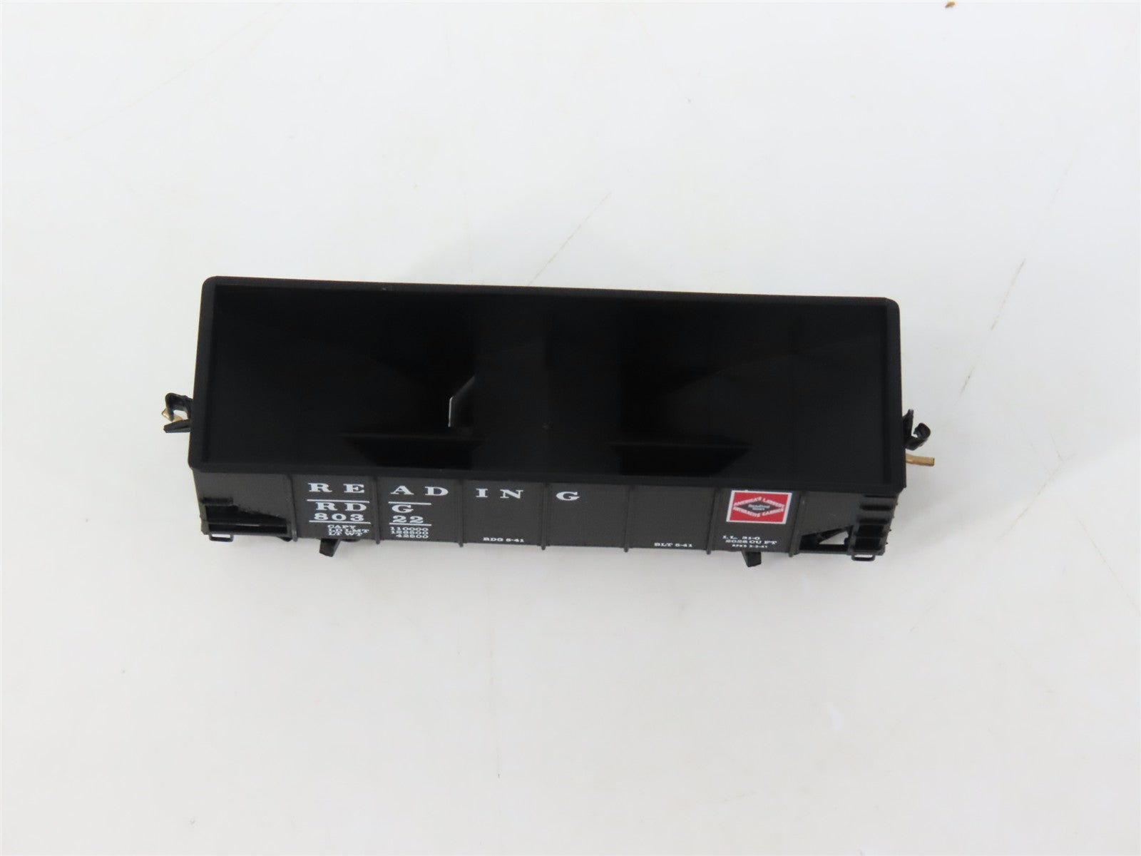 N Micro-Trains MTL Kadee 56182 RDG Reading Railroad 33' 2-Bay Hopper #80322