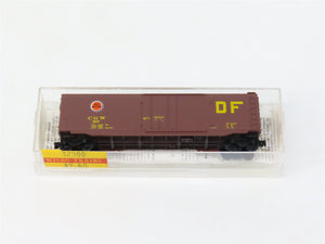 N Micro-Trains MTL 32300 CGW Chicago Great Western 50' Single Door Box Car #307