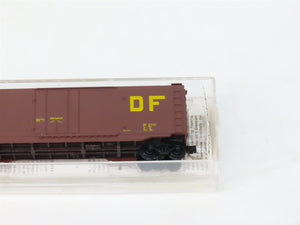 N Micro-Trains MTL 32300 CGW Chicago Great Western 50' Single Door Box Car #307