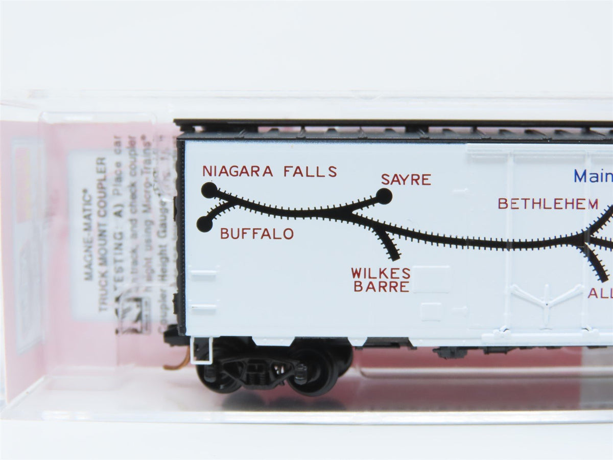 N Micro-Trains MTL NSC 11-01 LV Lehigh Valley Billboard 40&#39; Plug Door Box Car