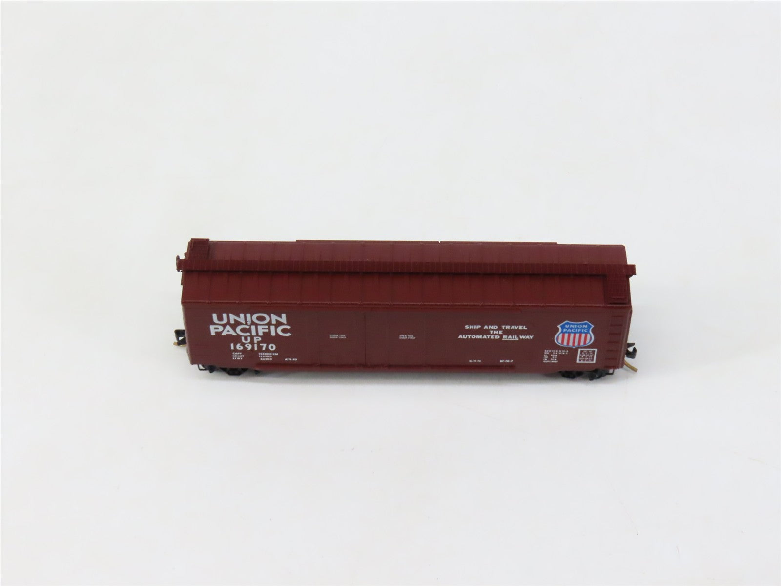 N Scale Micro-Trains MTL 36030 UP Union Pacific 50' Plug Door Box Car #169170