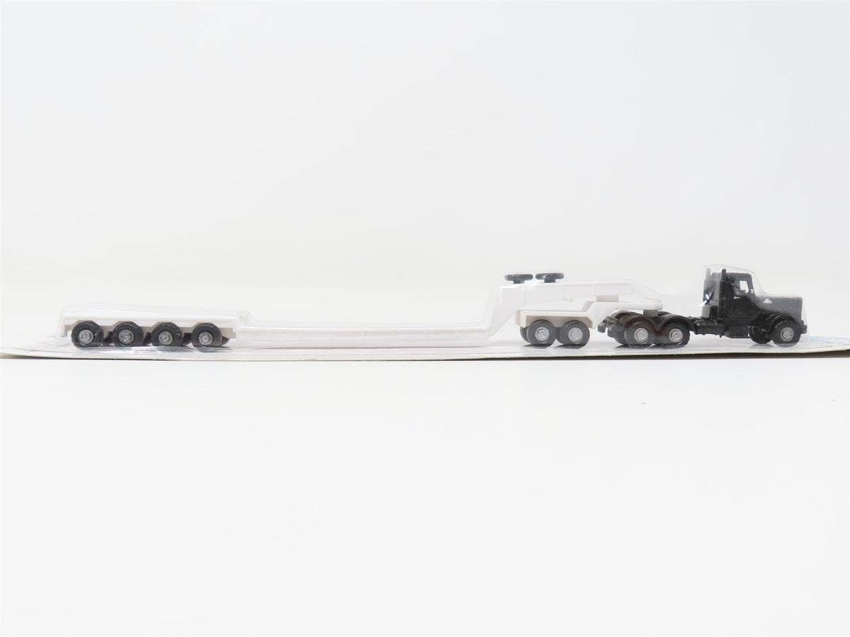 HO Scale Boley #2028 Die-Cast &amp; Plastic Truck - (Black Cab/White Bed) - Sealed