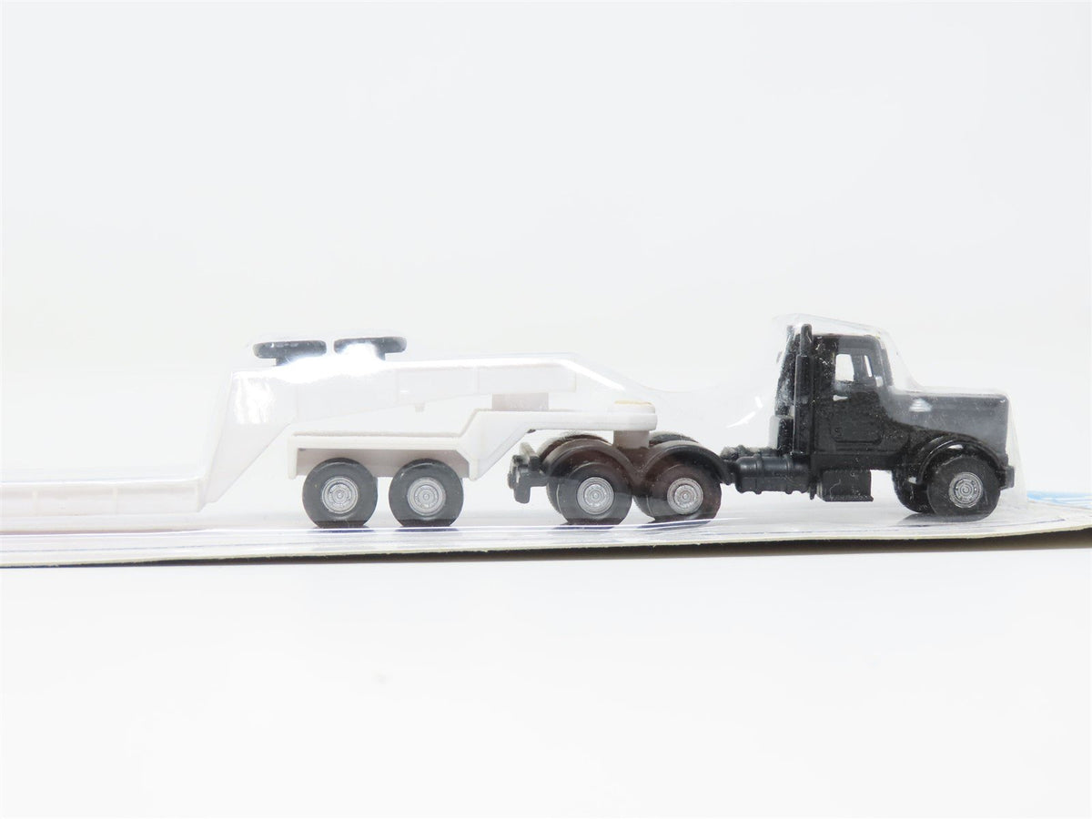 HO Scale Boley #2028 Die-Cast &amp; Plastic Truck - (Black Cab/White Bed) - Sealed