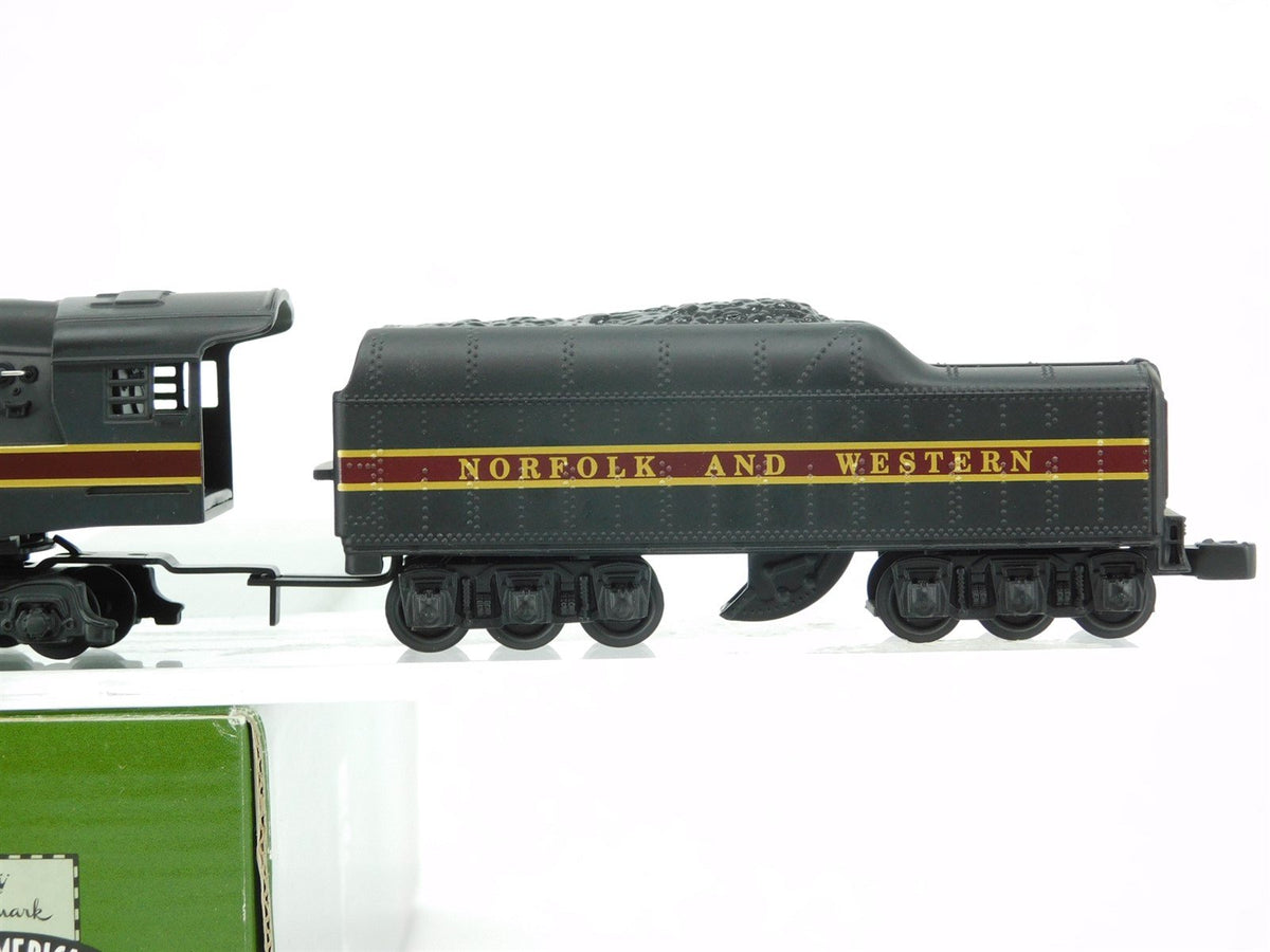 Lionel Hallmark 746 N&amp;W Norfolk &amp; Western 4-8-4 Steam w/ Track - DISPLAY ONLY