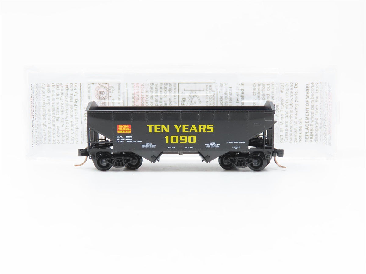N Scale Micro-Trains MTL 90020 10th Anniversary &quot;Ten Years&quot; 2-Bay Hopper #1090