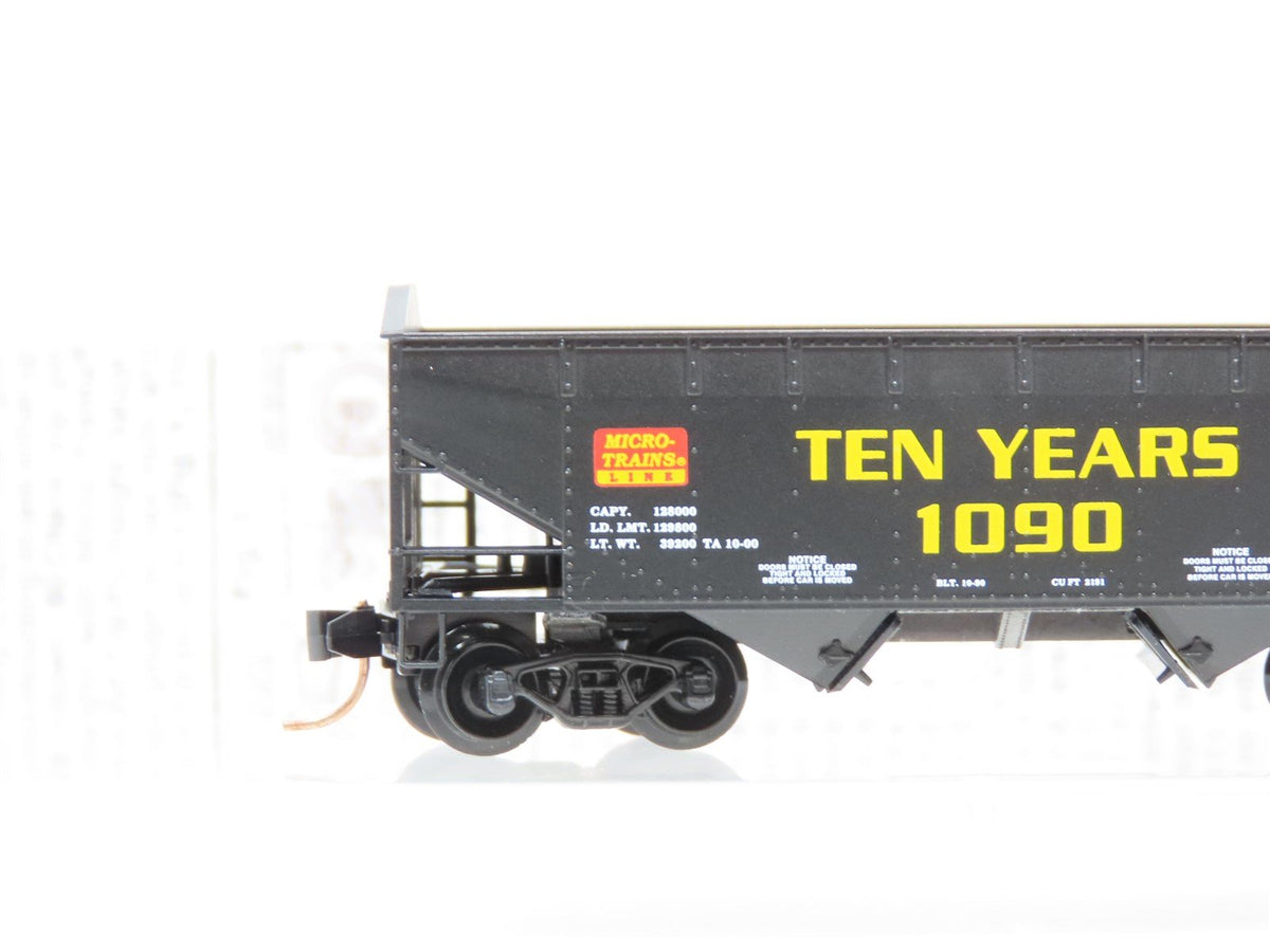 N Scale Micro-Trains MTL 90020 10th Anniversary &quot;Ten Years&quot; 2-Bay Hopper #1090