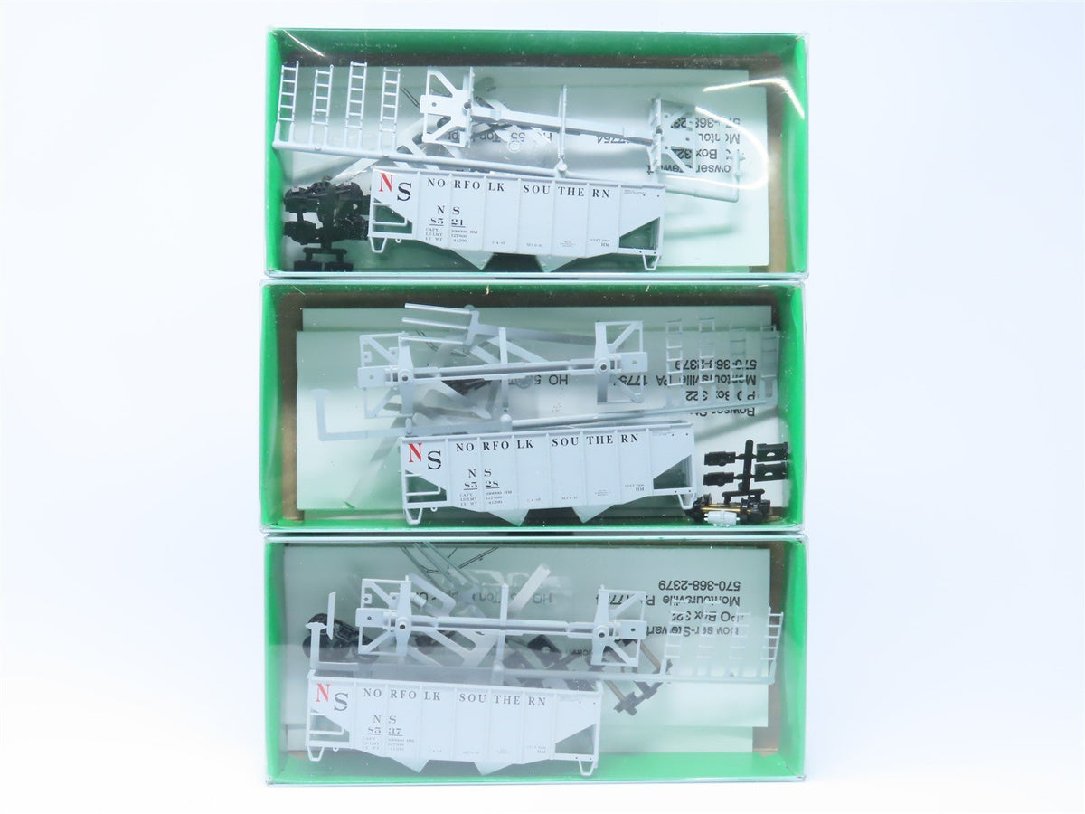 HO Bowser ECR East Coast Railroads NS Norfolk Southern 2-Bay Hopper Car 3-Pack