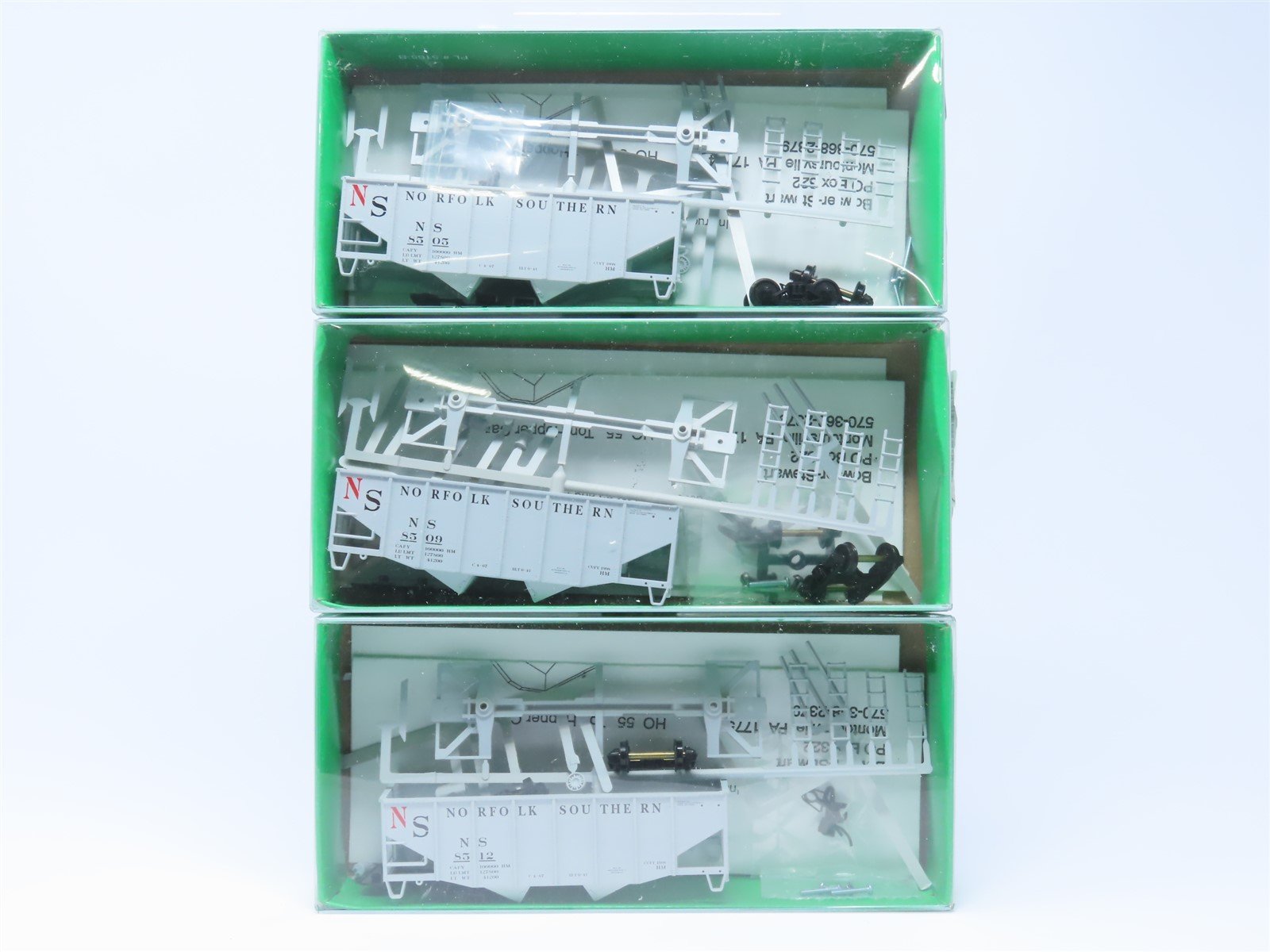 HO Bowser ECR East Coast Railroads NS Norfolk Southern 2-Bay Hopper Car 3-Pack