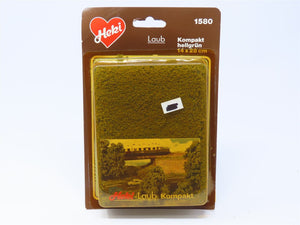 HO Scale Heki Laub 1580 Light Green Compact Leaves For Landscaping - 5.5