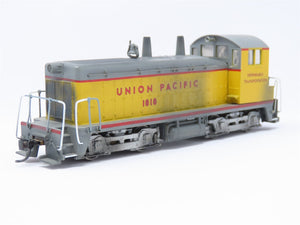 HO Scale Athearn UP Union Pacific EMD SW7 Diesel #1818 - Custom / Pro Weathered