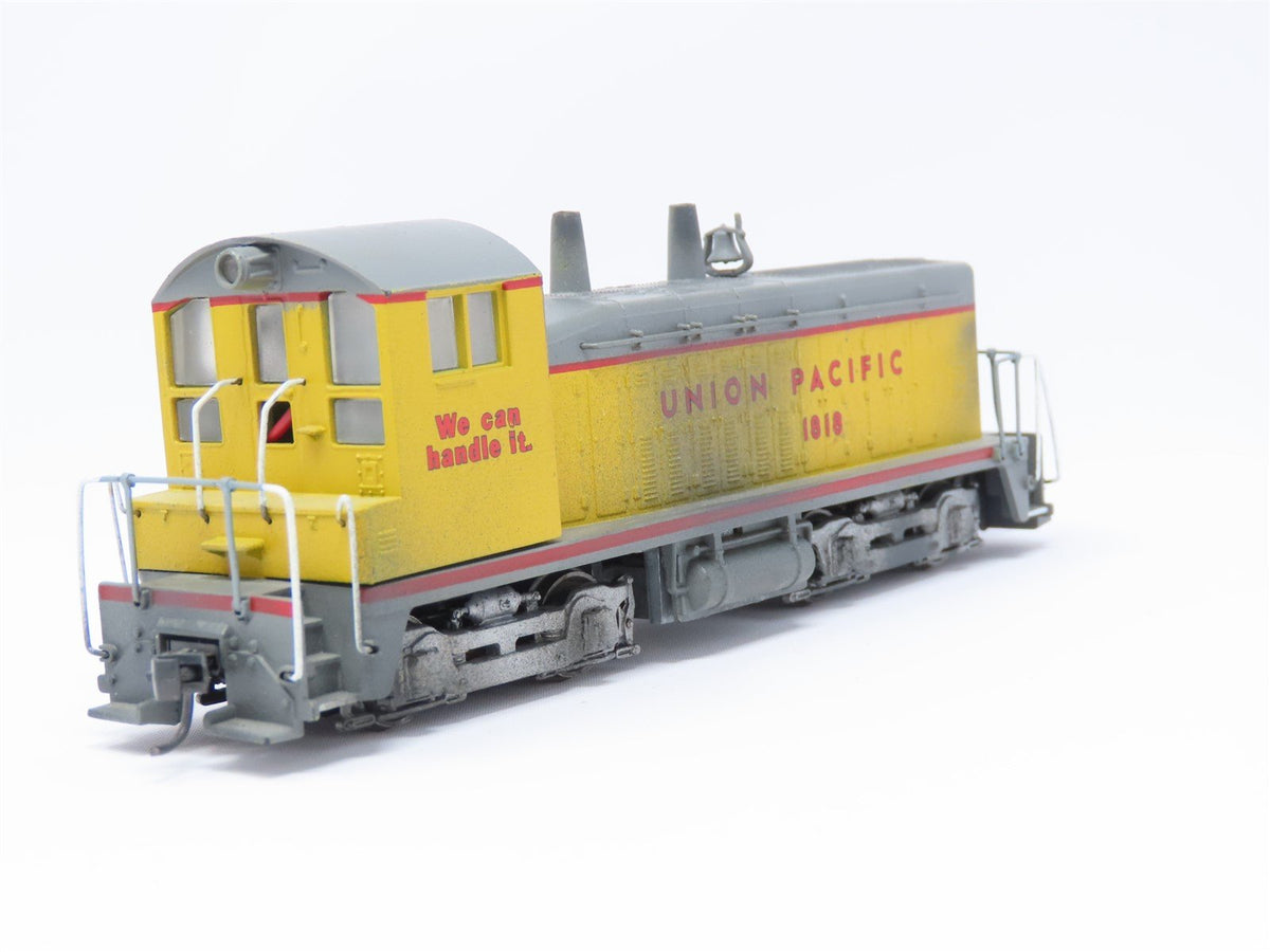 HO Scale Athearn UP Union Pacific EMD SW7 Diesel #1818 - Custom / Pro Weathered