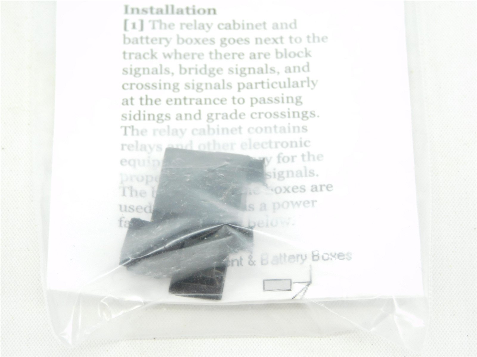 HO Scale South Bend Signal Company HRB Black Relay Cabinet & Battery Boxes