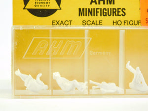 HO 1/87 Scale AHM Minifigures #6086 Seated Travelers - 5 Unpainted Figures