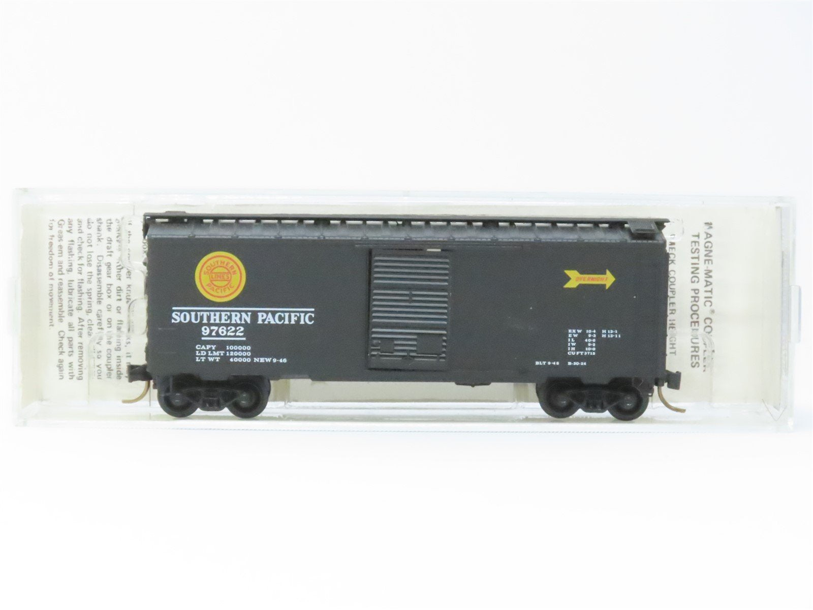 N Kadee Micro-Trains MTL 20090 SP Southern Pacific Overnighter 40' Boxcar #97622