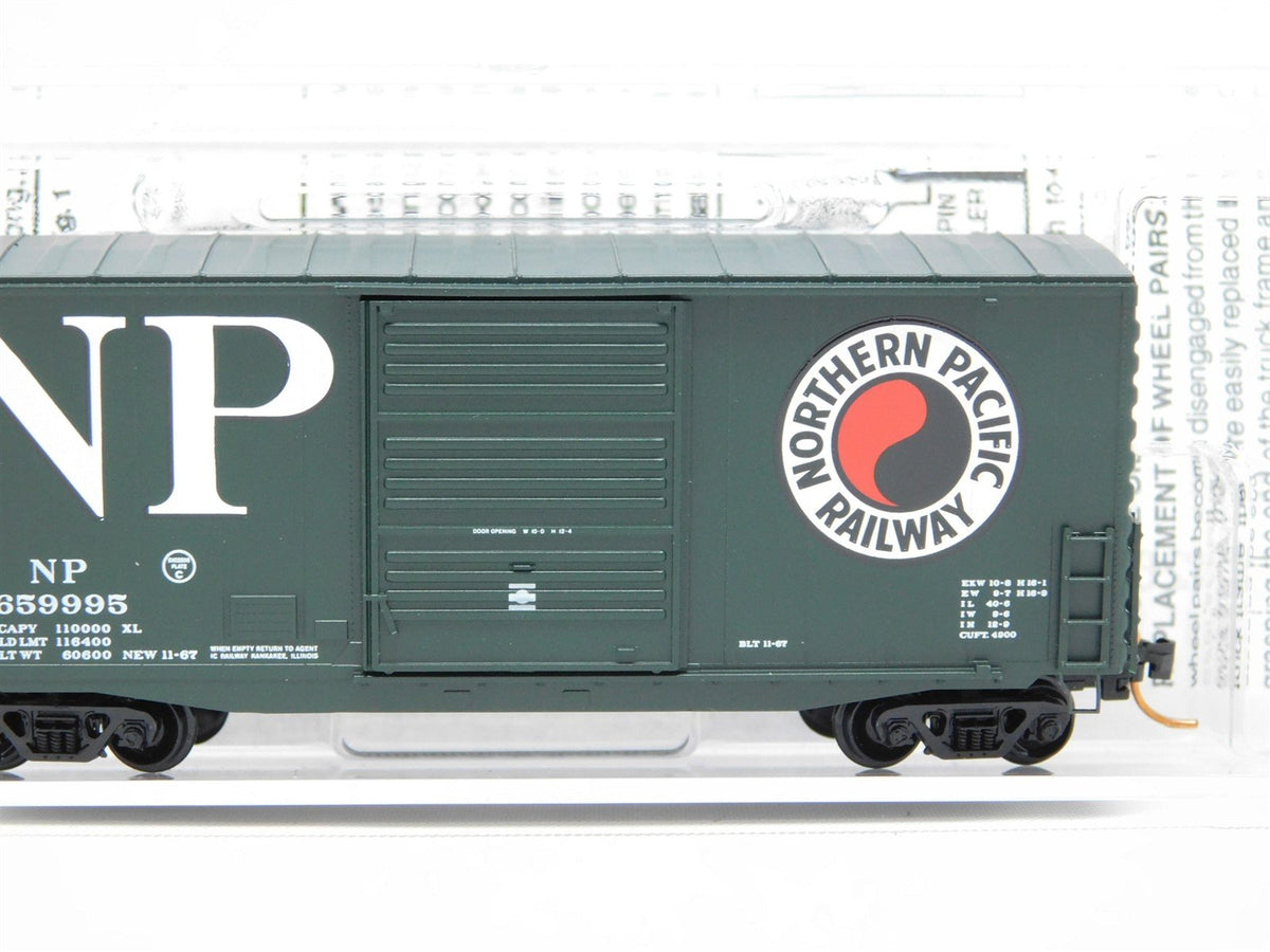 N Scale Micro-Trains MTL 10100010 NP Northern Pacific 40&#39; Hy-Cube Box Car 659995