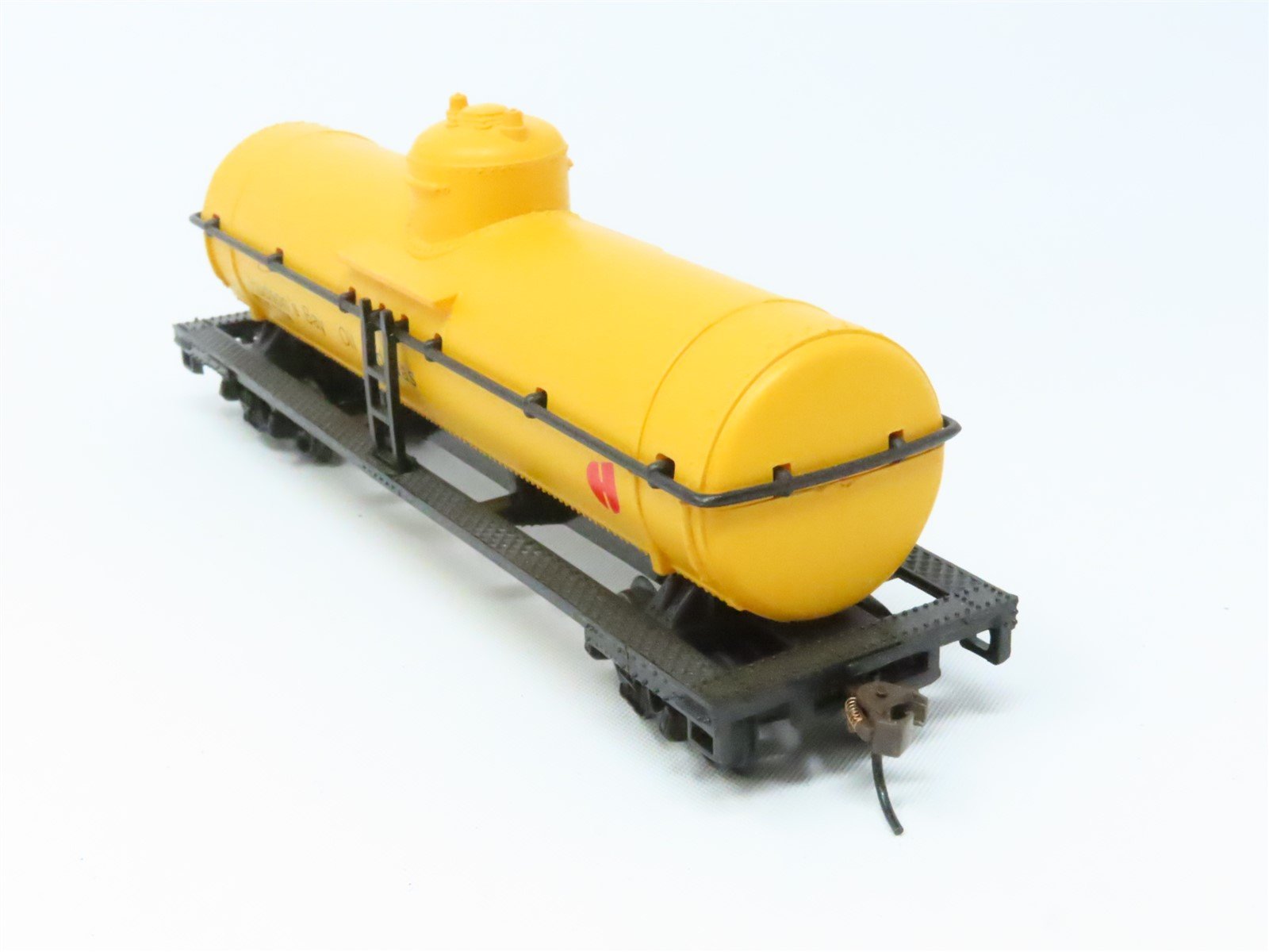 HO Model Power #98104 UTLX Hudson's Bay 40' Single Dome Chemical Tank Car #77976