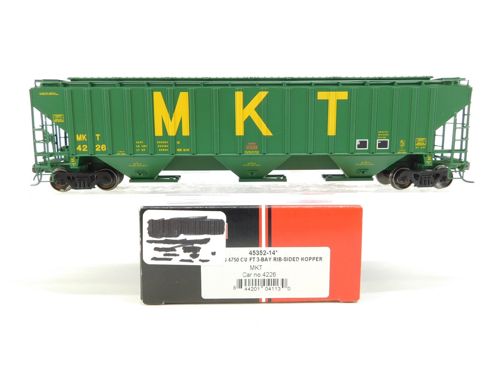 HO Intermountain 45352-14 MKT Missouri Kansas Texas 3-Bay Covered Hopper #4226