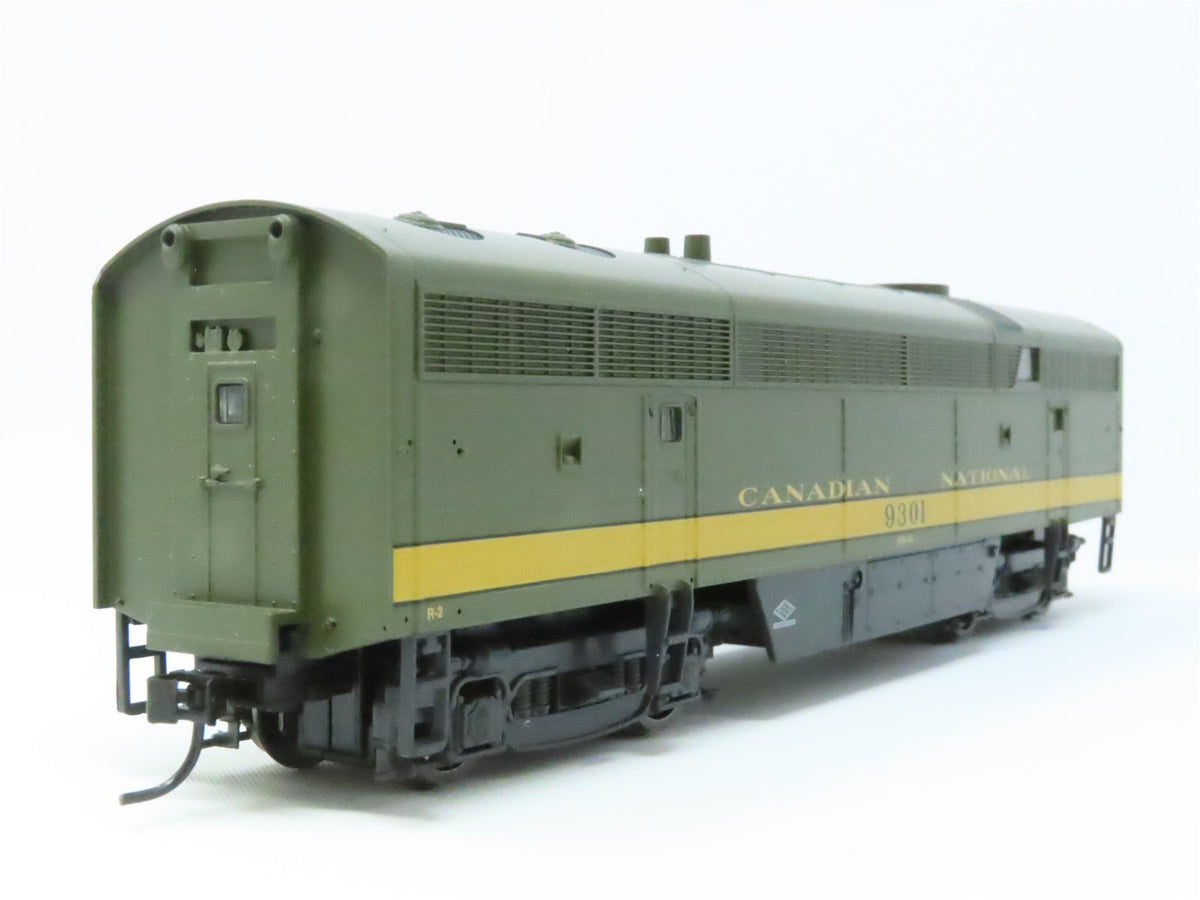 HO Proto 1000 600011 CN Canadian National C-Liner B-Unit Diesel #9301