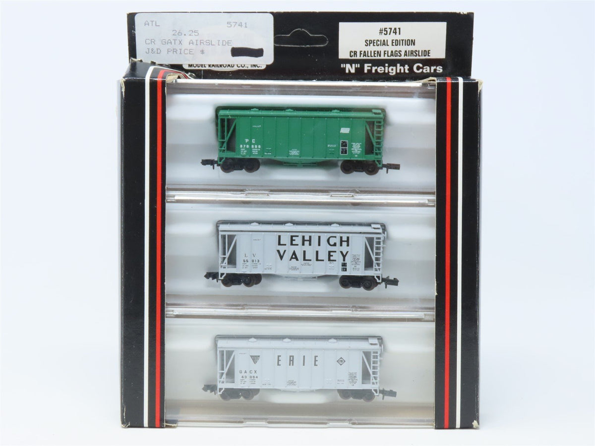 N Scale Atlas 5741 CR Fallen Flags Airslide Hopper Special Edition 3-Pack