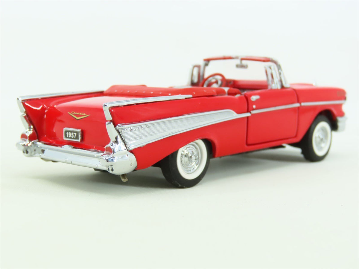 Scale 1/43 Franklin Mint UK09 1957 Chevrolet Bel Air Convertible - Red