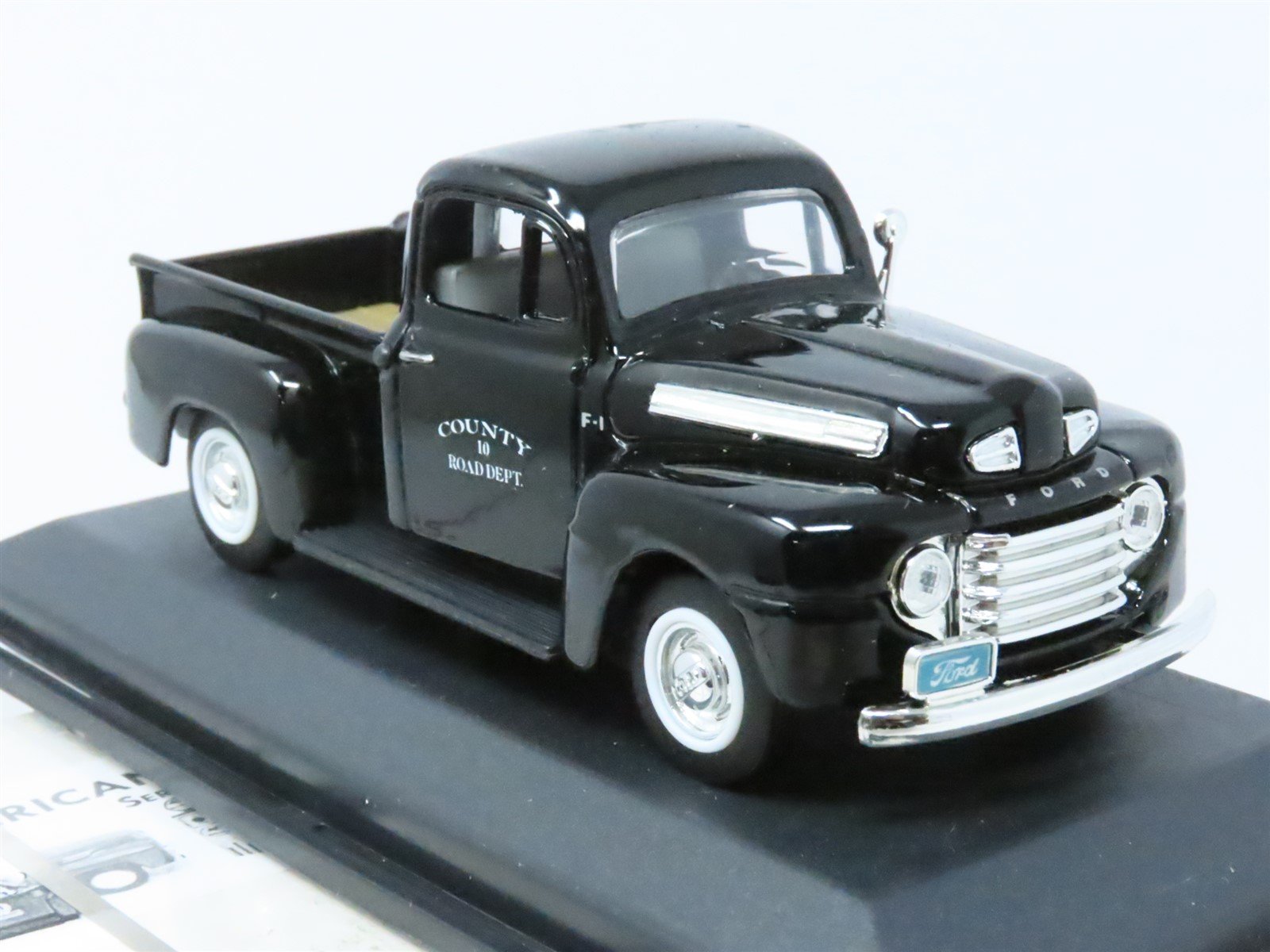 Item AM-1948-07 Die-Cast 1948 Ford F1 Pick-up County Road Dept.