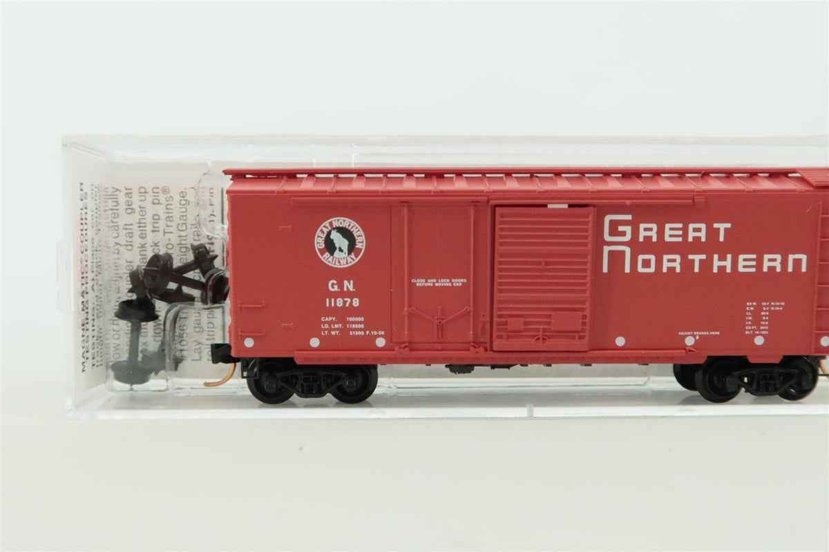 N Scale Micro-Trains MTL 22020 GN Great Northern 40&#39; Steel Box Car #11878