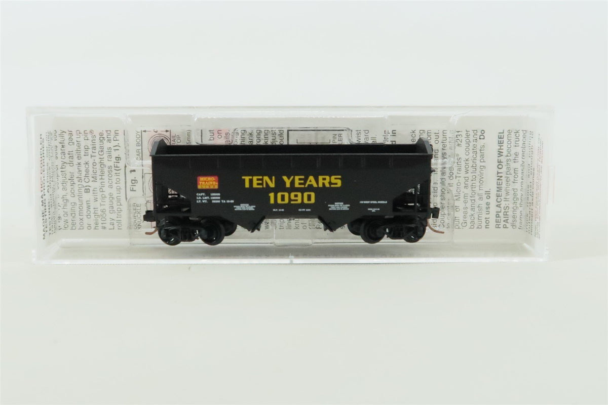 N Scale Micro-Trains MTL 90020 10th Anniversary 2-Bay Open Hopper #1090