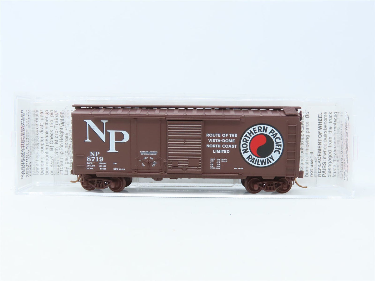 N Scale Micro-Trains MTL 22040 NP Northern Pacific 40&#39; Steel Box Car #8719