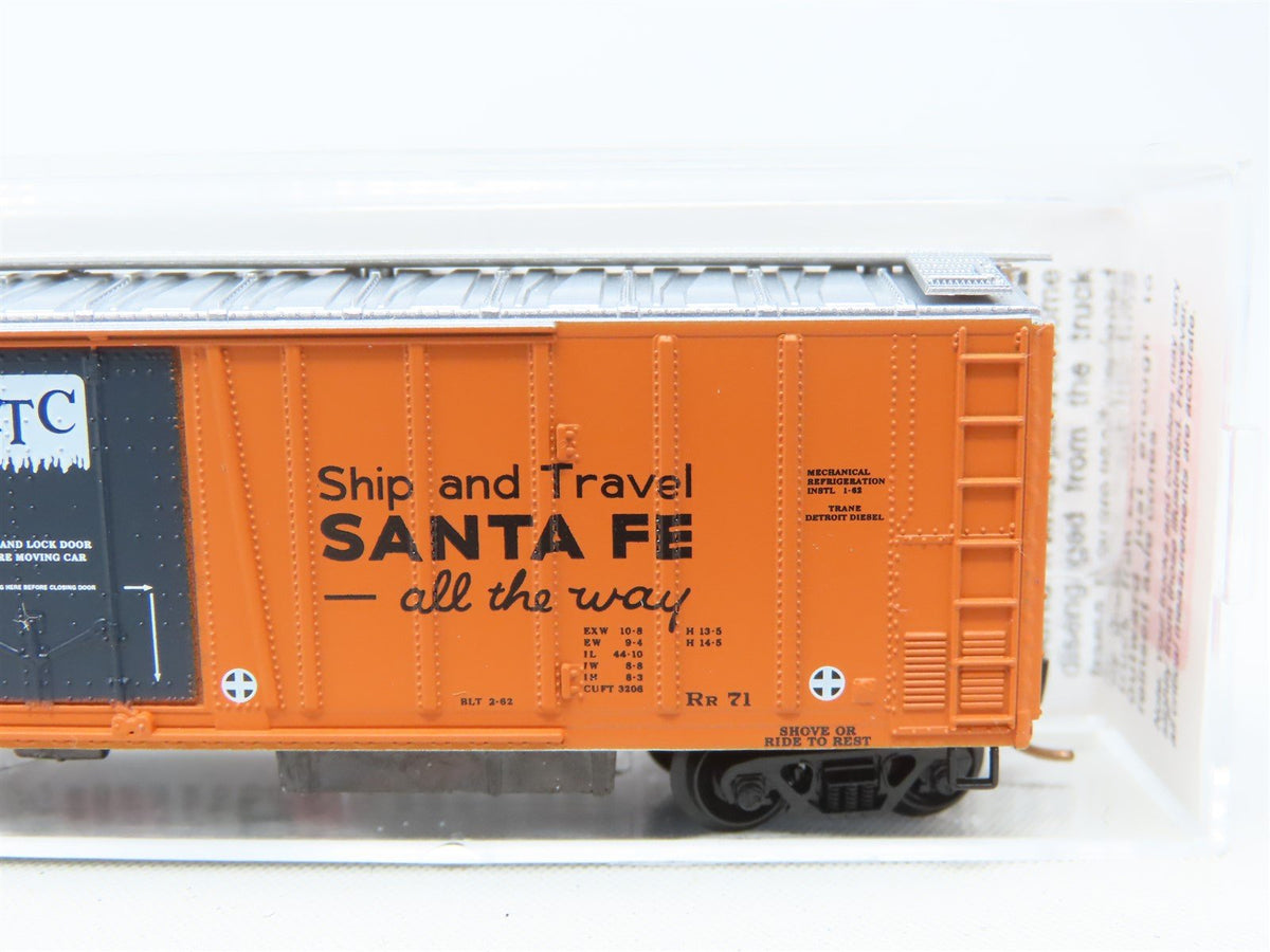 N Scale Micro-Trains MTL 70070 SFRC MTC Santa Fe 51&#39; Mech Reefer #1796