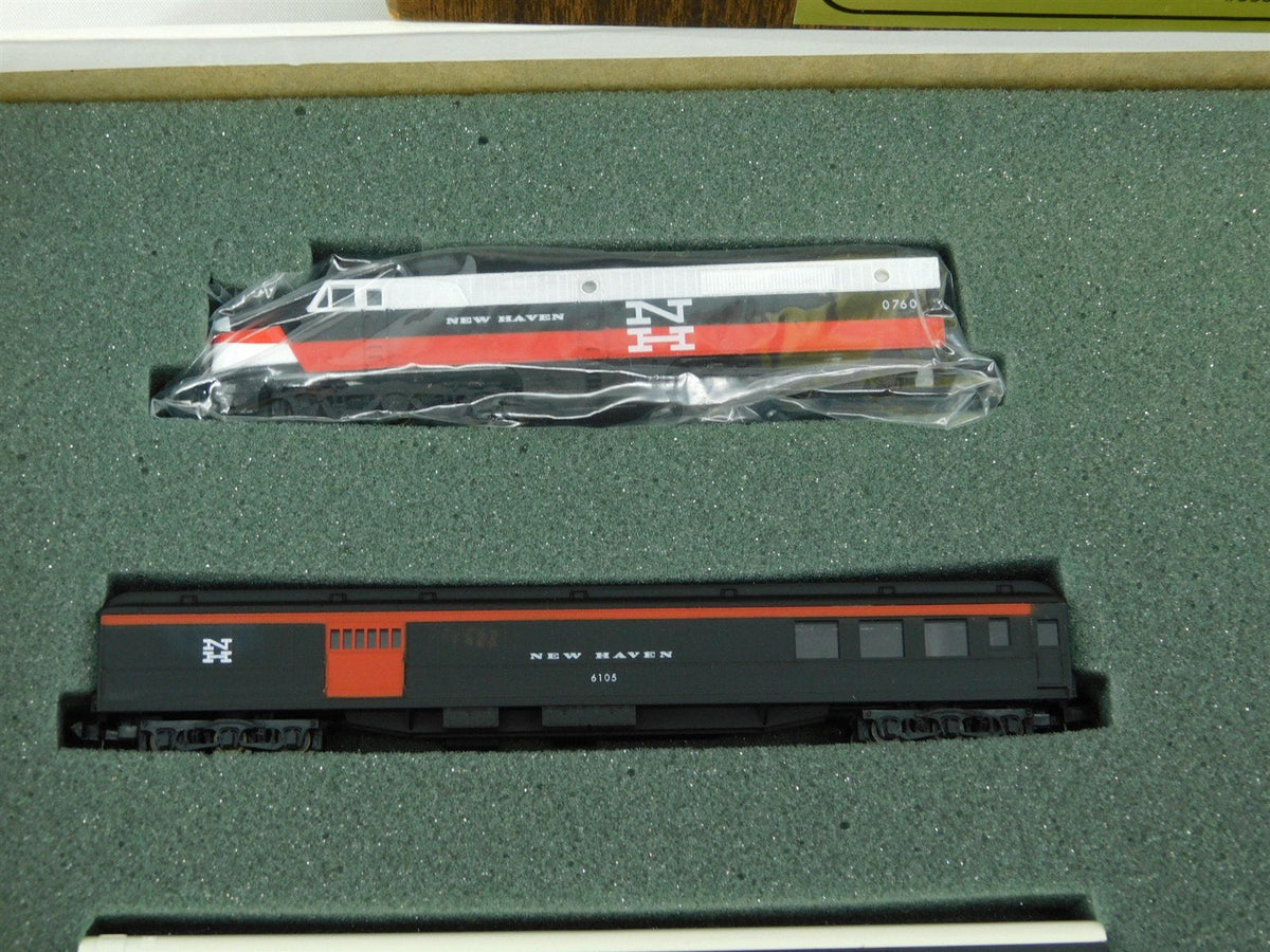 N Scale Con-Cor 0001-008517 NH New Haven &quot;McGinnis&quot; PA-1 Diesel Passenger Set