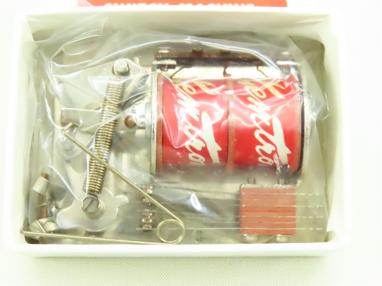 HO Kemtron X-250 Switch Machine, Twin Solenoid Type, Self-Locking, 6 Blades