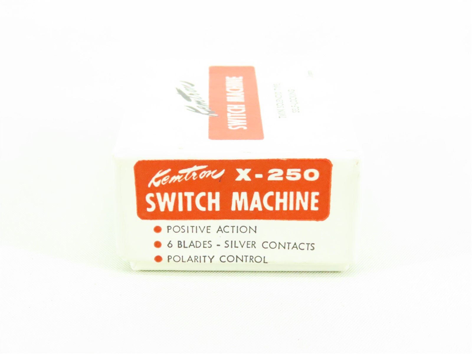 HO Kemtron X-250 Switch Machine, Twin Solenoid Type, Self-Locking, 6 Blades