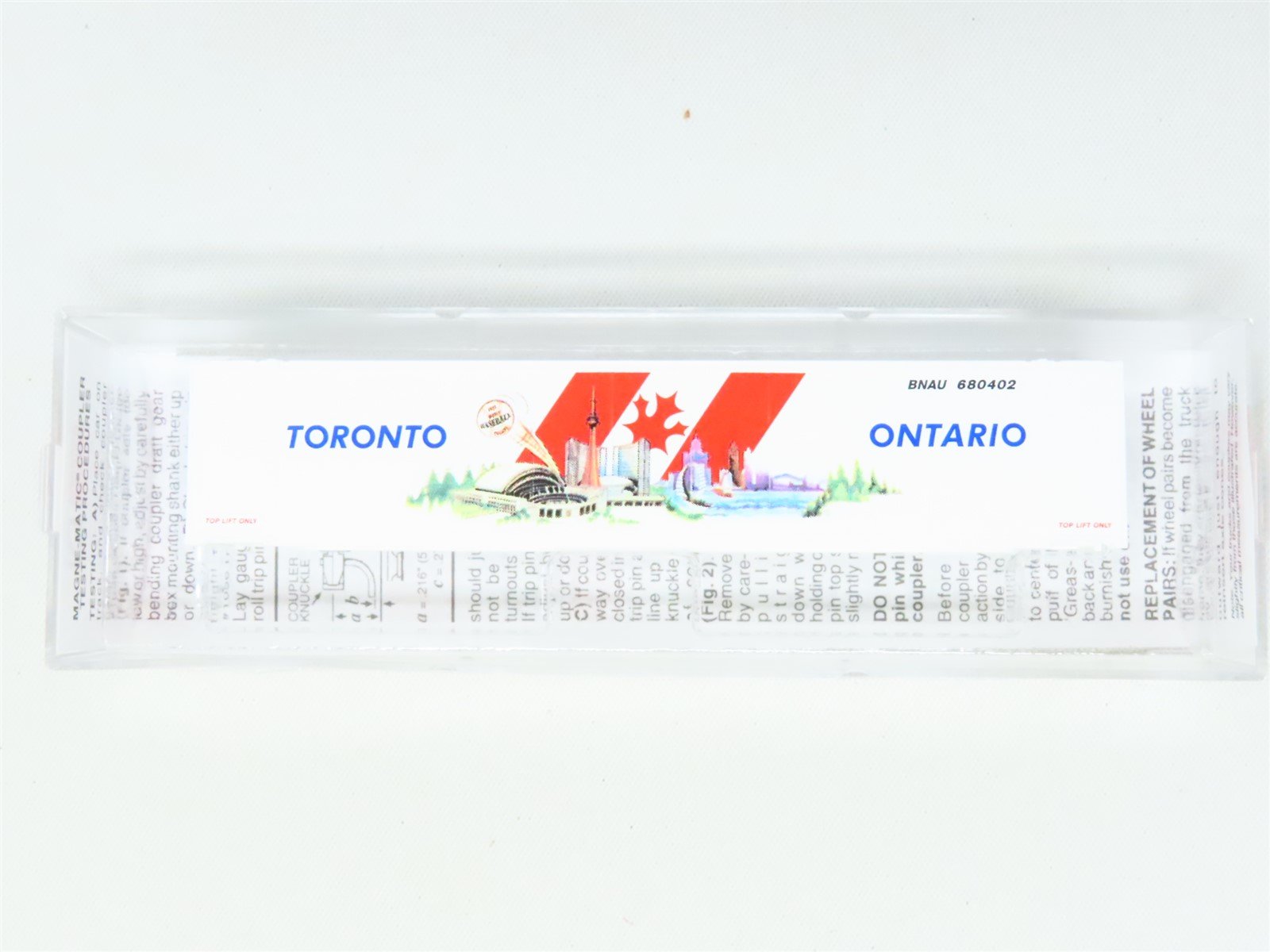 N Micro-Trains MTL 81730 BNAU Intermodals "Toronto Ontario" Container #680402